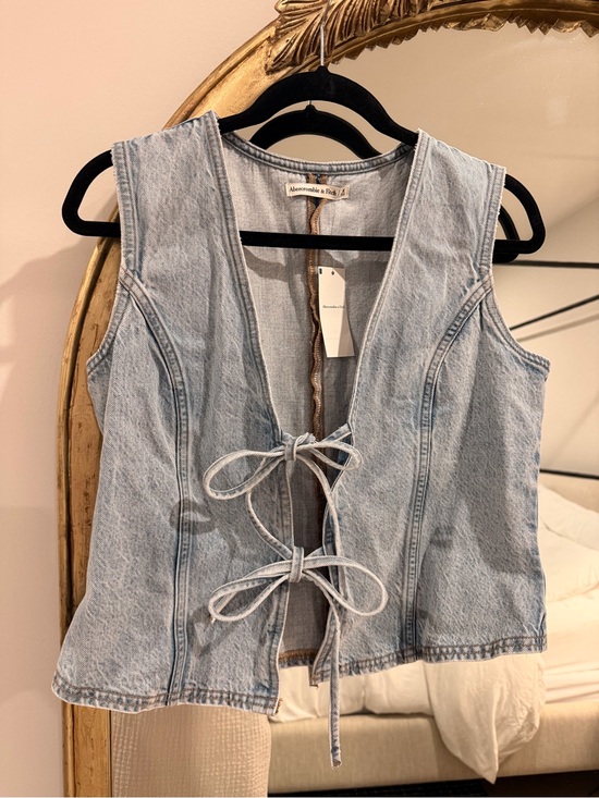 Abercrombie & Fitch Tops - Abercrombie & Fitch Light Blue Denim Tie-Front Vest
